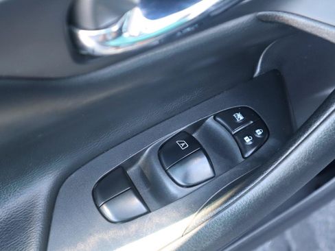 Used 2017 Nissan Altima 2.5 SR w/ Midnight Edition Package FWD image 52
