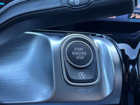 New 2026 Mercedes-Benz GLB 250 4MATIC image 24