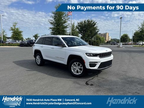 Used 2023 Jeep Grand Cherokee Limited w/ Luxury Tech Group II AWD/4WD image 1