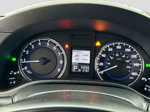 Used 2014 INFINITI Q60 Journey w/ Premium Package RWD image 39