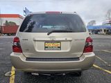 Used 2005 Toyota Highlander 2WD V6 w/ 3rd Row image 5