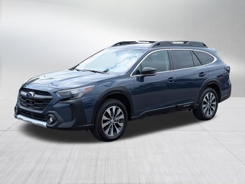 Used 2024 Subaru Outback Limited AWD/4WD image 3