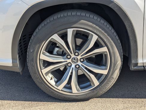 Used 2019 Lexus RX 350 FWD w/ Navigation Package image 4