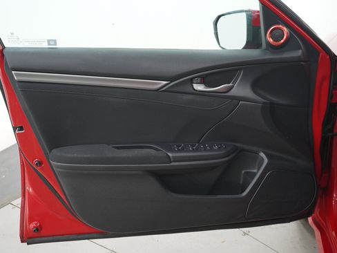 Used 2018 Honda Civic EX image 19