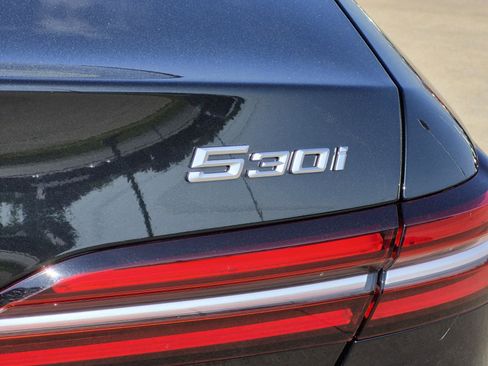 Certified 2024 BMW 530i xDrive w/ Premium Package image 11