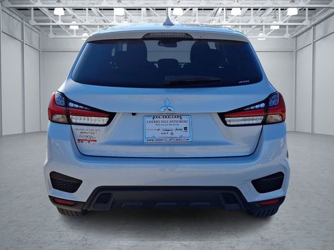 Used 2024 Mitsubishi Outlander Sport ES image 4