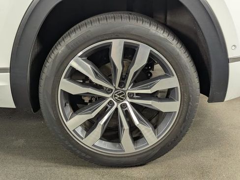 Used 2023 Volkswagen Atlas Cross Sport SEL Premium R-Line AWD/4WD image 11