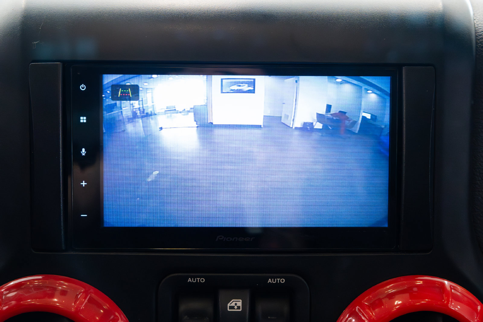 Used 2014 Jeep Wrangler Sahara w/ Dual Top Group AWD/4WD image 12