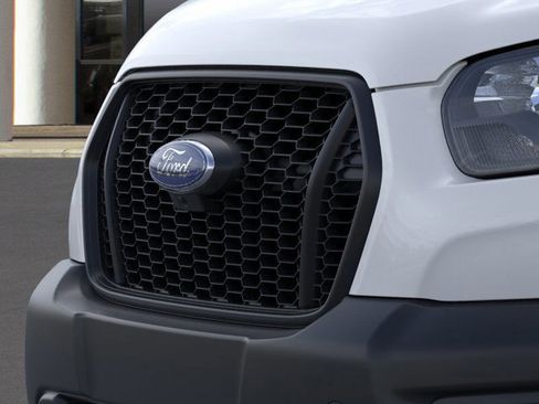 New 2025 Ford Transit 250 148 Medium Roof image 17