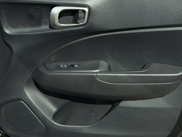 Used 2026 Hyundai Venue SEL FWD image 36