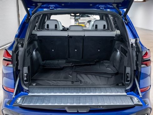Used 2025 BMW X5 M60i w/ Climate Comfort Package image 61