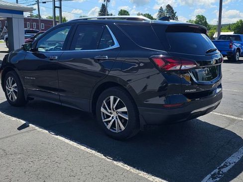Used 2023 Chevrolet Equinox Premier AWD/4WD image 4