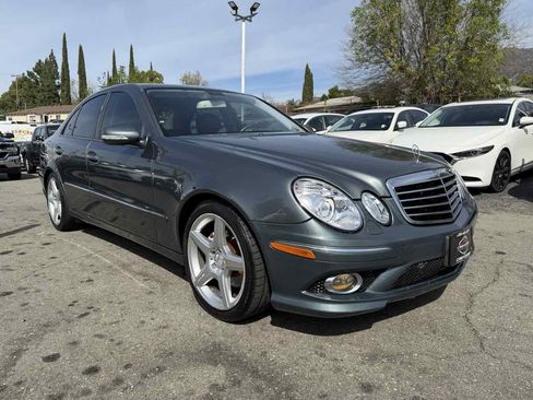 Used 2009 Mercedes-Benz E 350 Sedan image 1