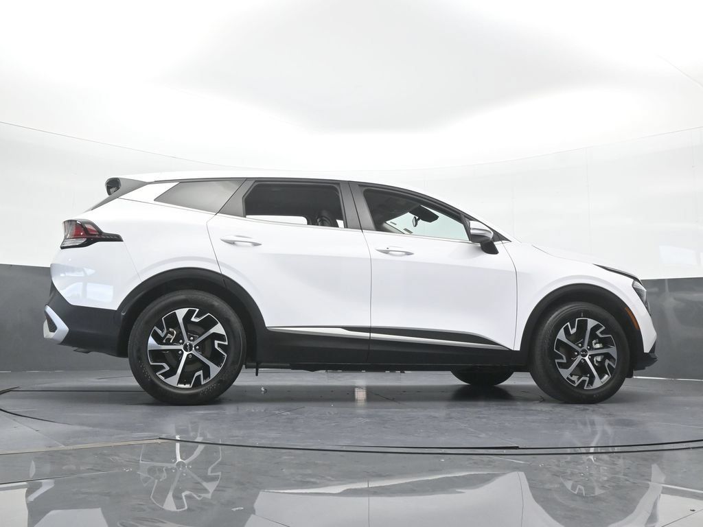 Used 2025 Kia Sportage EX FWD image 63