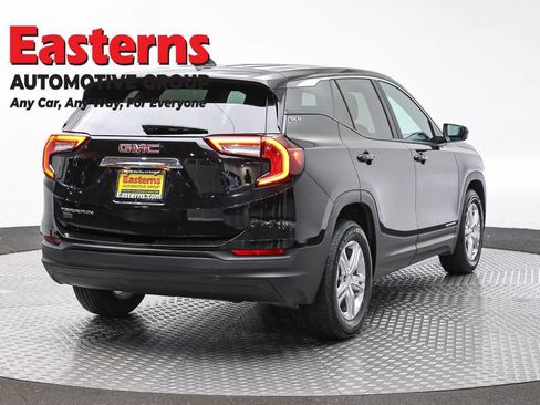 Used 2024 GMC Terrain SLE FWD image 5