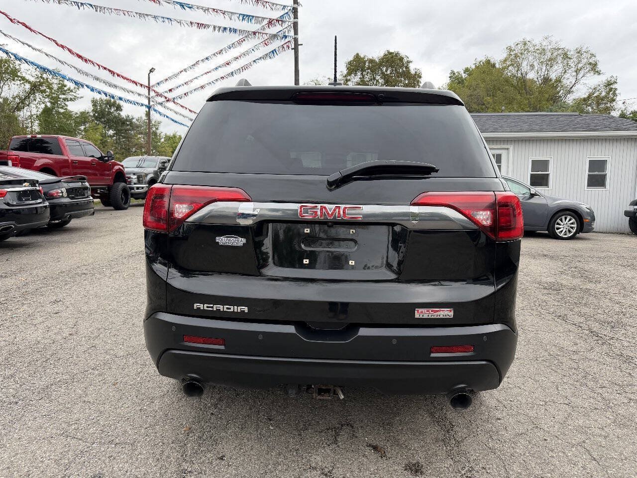Used 2017 GMC Acadia SLE w/ Driver Alert Package I AWD/4WD image 5