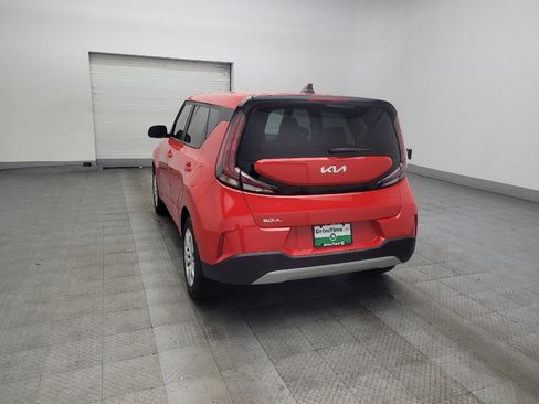 Used 2023 Kia Soul LX FWD image 5