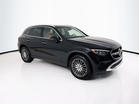 Certified 2026 Mercedes-Benz GLC 300 image 1