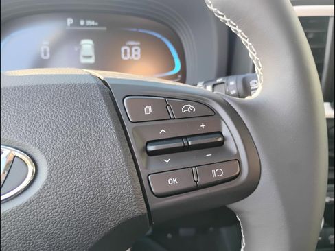 New 2026 Hyundai Venue SEL FWD image 23