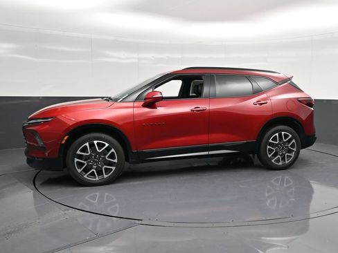 Used 2024 Chevrolet Blazer RS FWD image 8