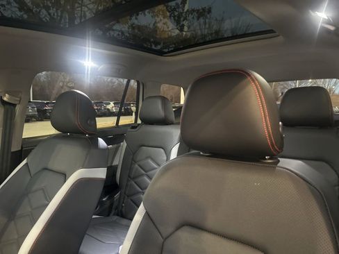 New 2026 Volkswagen Atlas Peak Edition AWD/4WD image 23