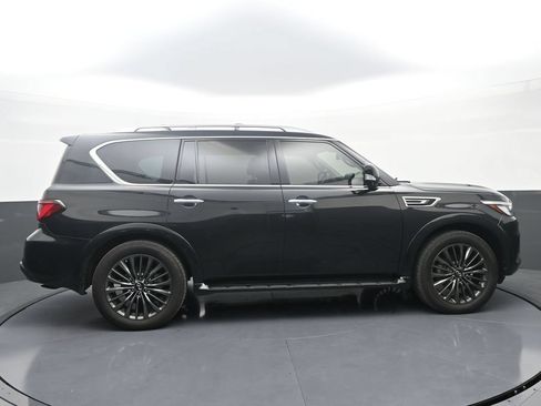 Used 2023 INFINITI QX80 Premium Select w/ All-Season Package AWD/4WD image 8