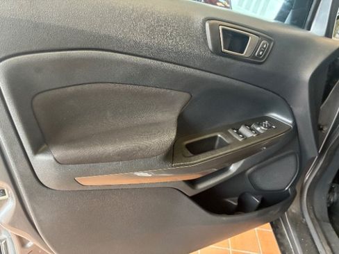 Used 2020 Ford EcoSport SE FWD image 13