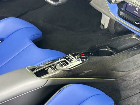 Used 2025 Ferrari SF90 Spider AWD/4WD image 19