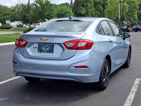 Certified 2017 Chevrolet Cruze LS FWD image 2