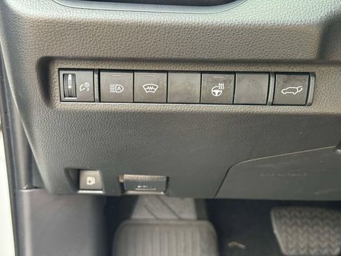 Used 2023 Toyota RAV4 SE w/ Weather & Moonroof Package AWD/4WD image 26