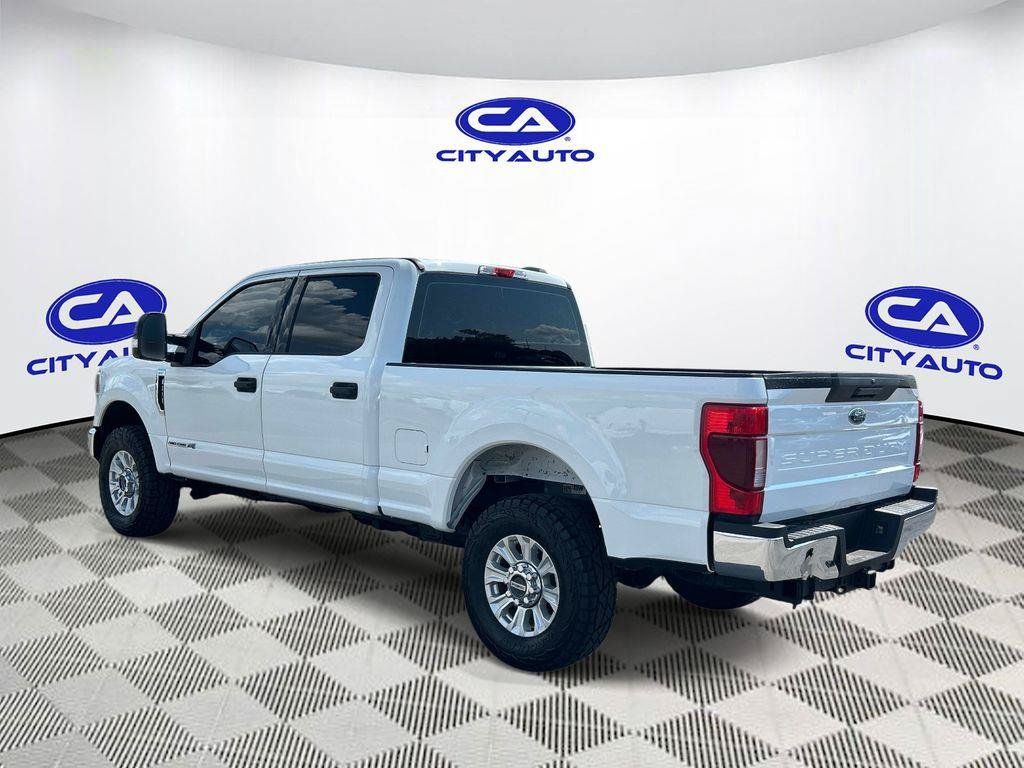 Used 2022 Ford F250 XLT w/ FX4 Off-Road Package AWD/4WD image 7