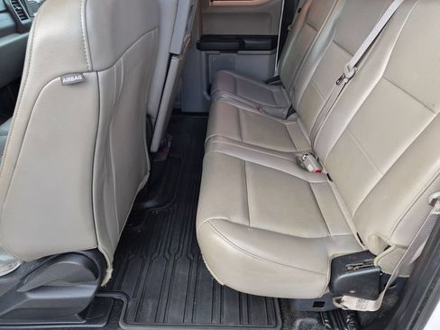 Used 2018 Ford F250 XL w/ Power Equipment Group RWD image 15