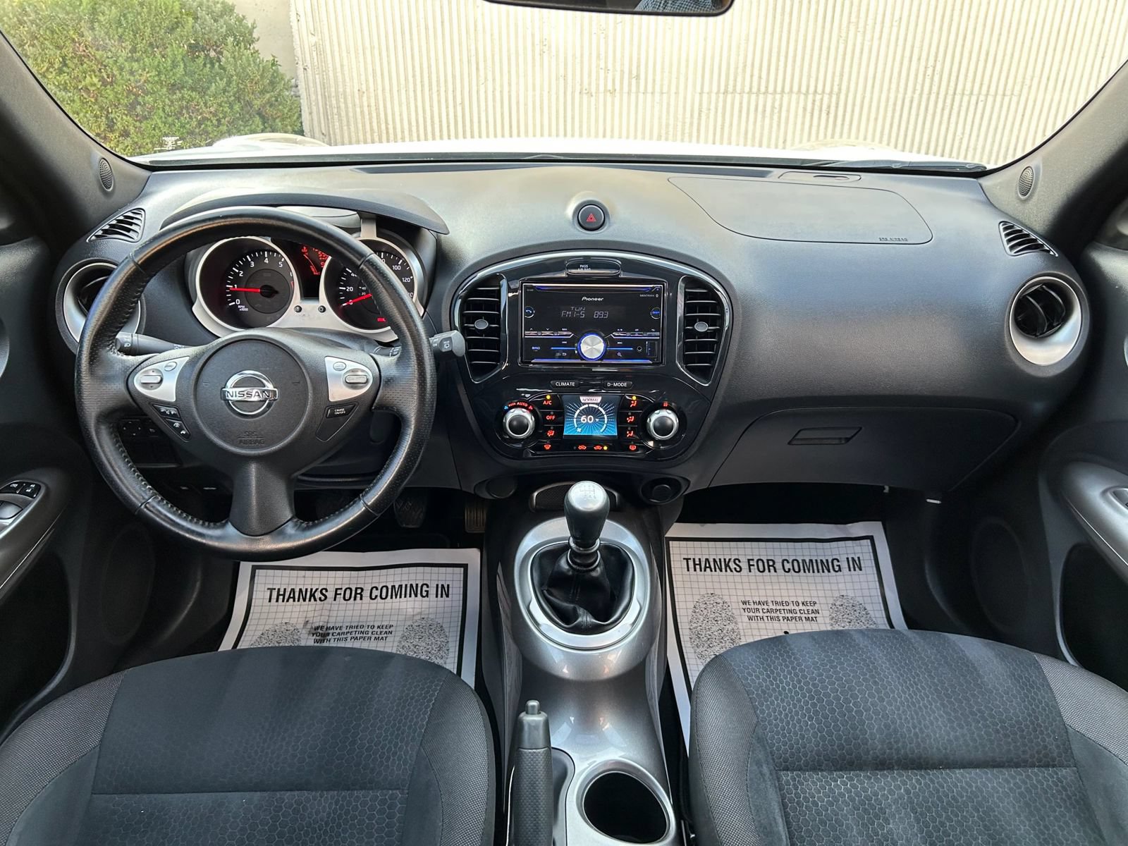 Used 2014 Nissan Juke SV FWD image 9