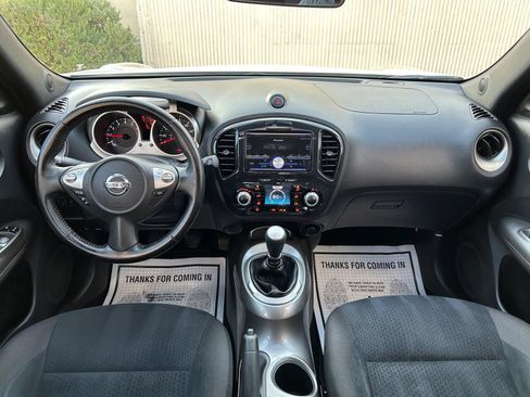 Used 2014 Nissan Juke SV FWD image 9