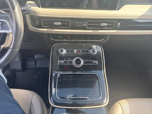 Certified 2023 Lincoln Nautilus Reserve AWD/4WD image 21