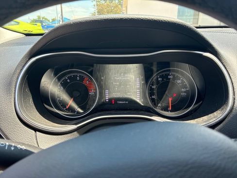 Used 2019 Jeep Cherokee Latitude Plus w/ Trailer Tow Group AWD/4WD image 6