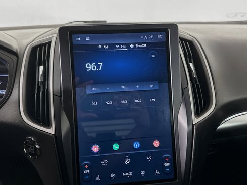 Used 2022 Ford Edge SEL image 21