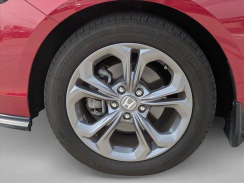 Used 2024 Honda Accord EX image 9