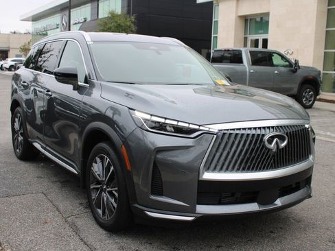 Certified 2026 INFINITI QX60 Luxe w/ Cargo Package image 3