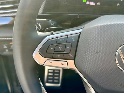 New 2026 Volkswagen Atlas Cross Sport SEL Premium R-Line AWD/4WD image 28