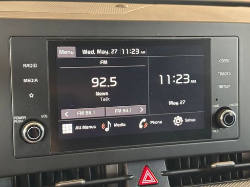 Used 2025 Kia Sportage LX FWD image 20