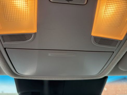 Used 2023 Hyundai Kona SE image 30