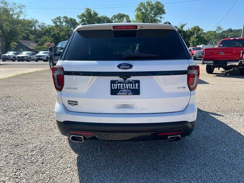 Used 2016 Ford Explorer Sport w/ Equipment Group 401A AWD/4WD image 7