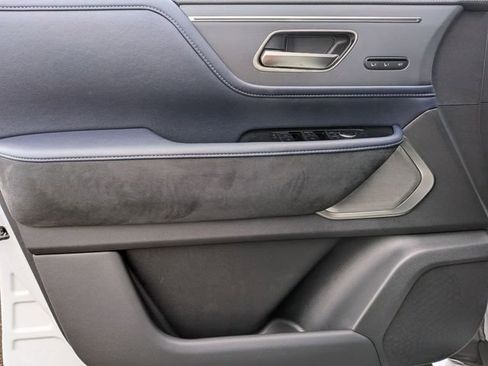 New 2026 INFINITI QX80 4WD w/ Sport Exterior Package image 15