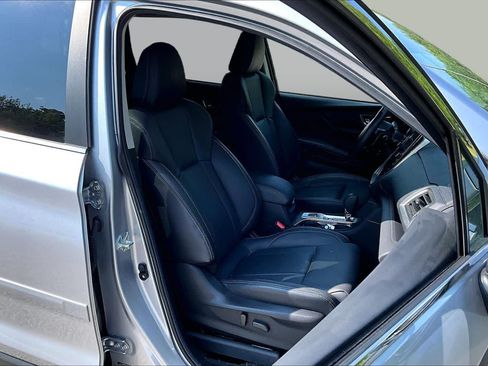 Used 2024 Subaru Ascent Limited w/ Technology Package AWD/4WD image 8