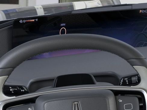 New 2025 Lincoln Navigator Reserve image 13