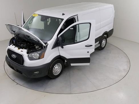 Certified 2023 Ford Transit 250 Low Roof AWD w/ Exterior Upgrade Package image 50