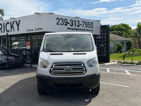 Used 2019 Ford Transit 350 XLT RWD image 2