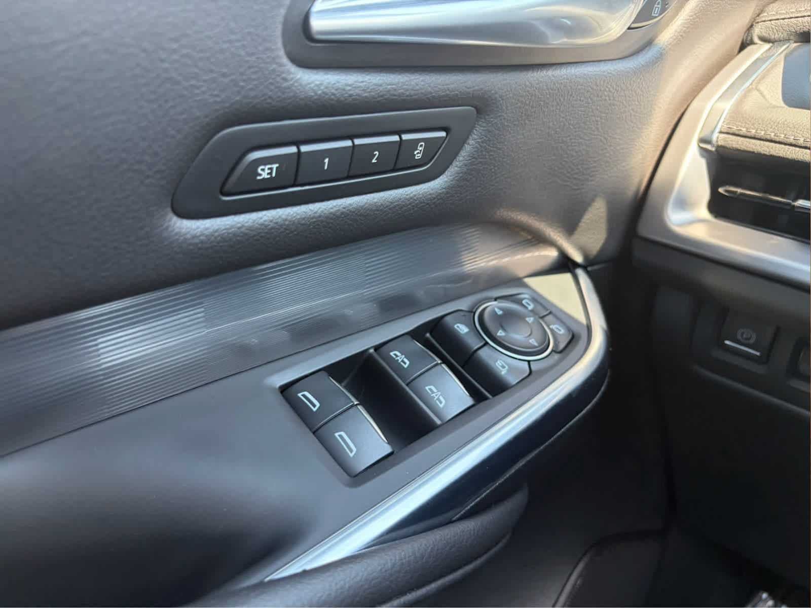 Used 2025 Cadillac XT4 Premium Luxury AWD/4WD image 14