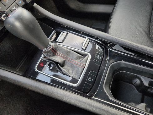 Used 2023 Jeep Compass Trailhawk image 25